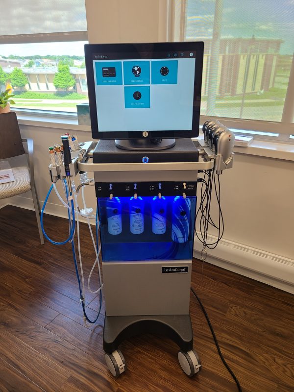 2018 Edge Hydrafacial MD Elite
