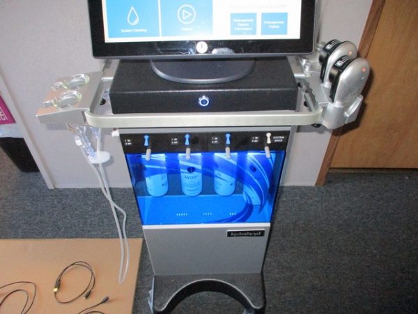 Edge Hydrafacial Elite (2019) For Sale - Image 2