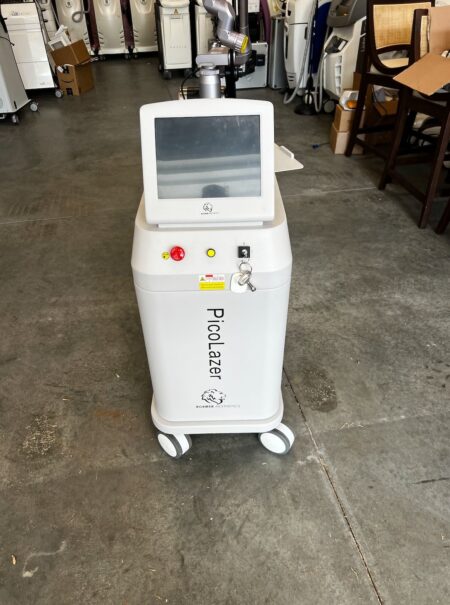 Rohrer Aesthetics PicoLazer Machine